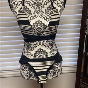 Two piece bikini size XS and M